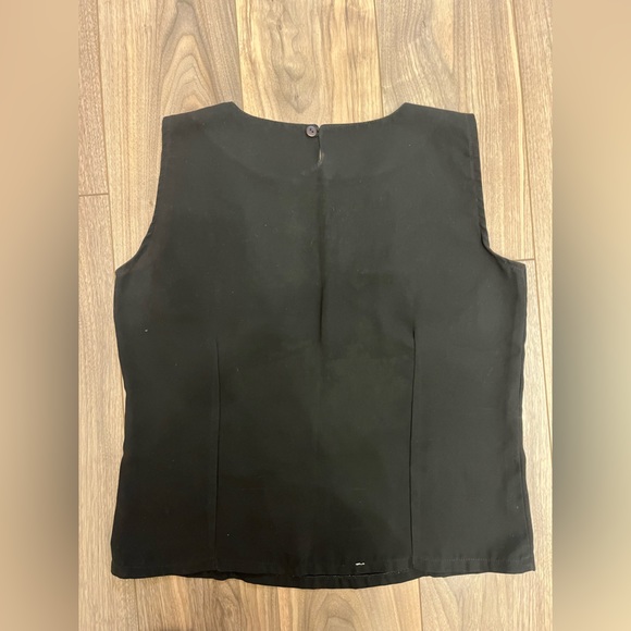 Black Sleeveless Top Size Small - Picture 2 of 2